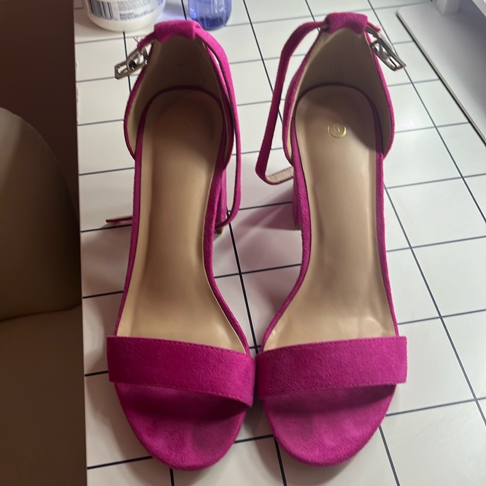 pink heals